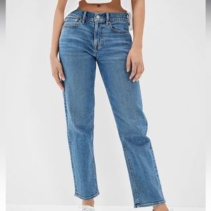NWT American Eagle High Rise 90s Straight 8S